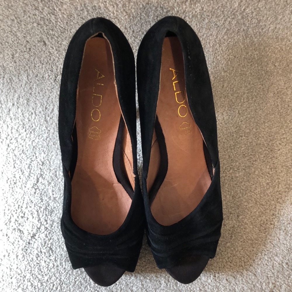 Aldo open toe leather pump